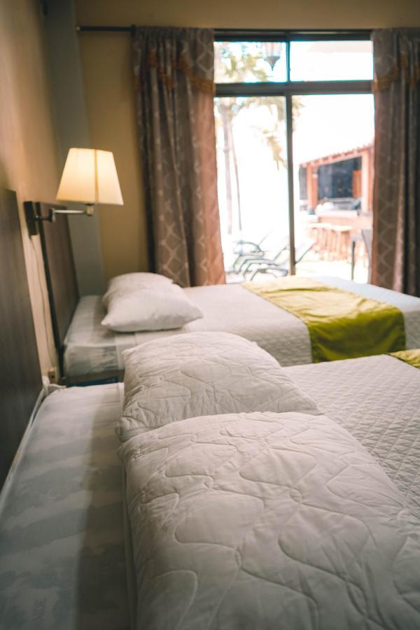 Hotel Manta Beach Madrigal מראה חיצוני תמונה