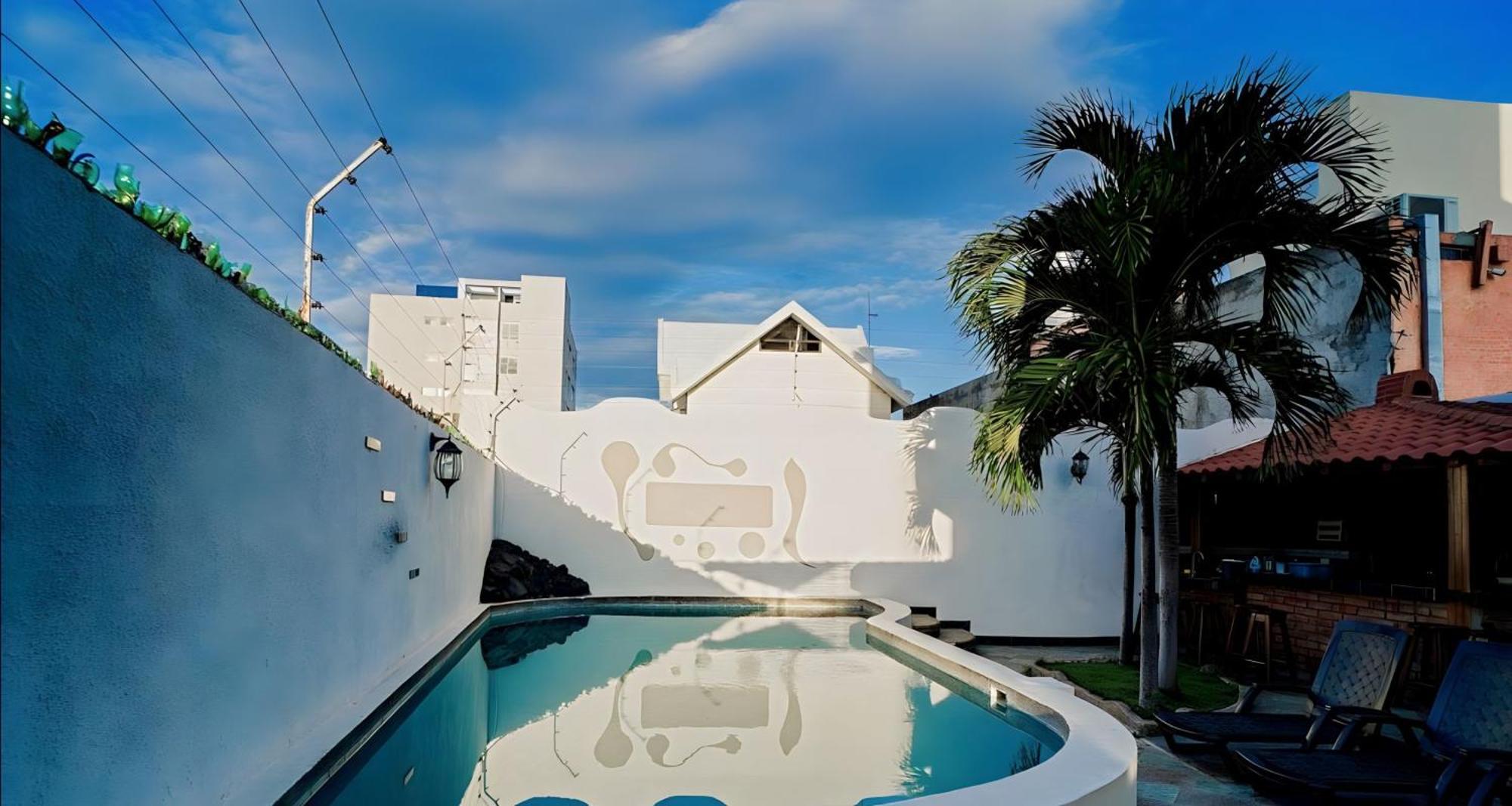 Hotel Manta Beach Madrigal מראה חיצוני תמונה