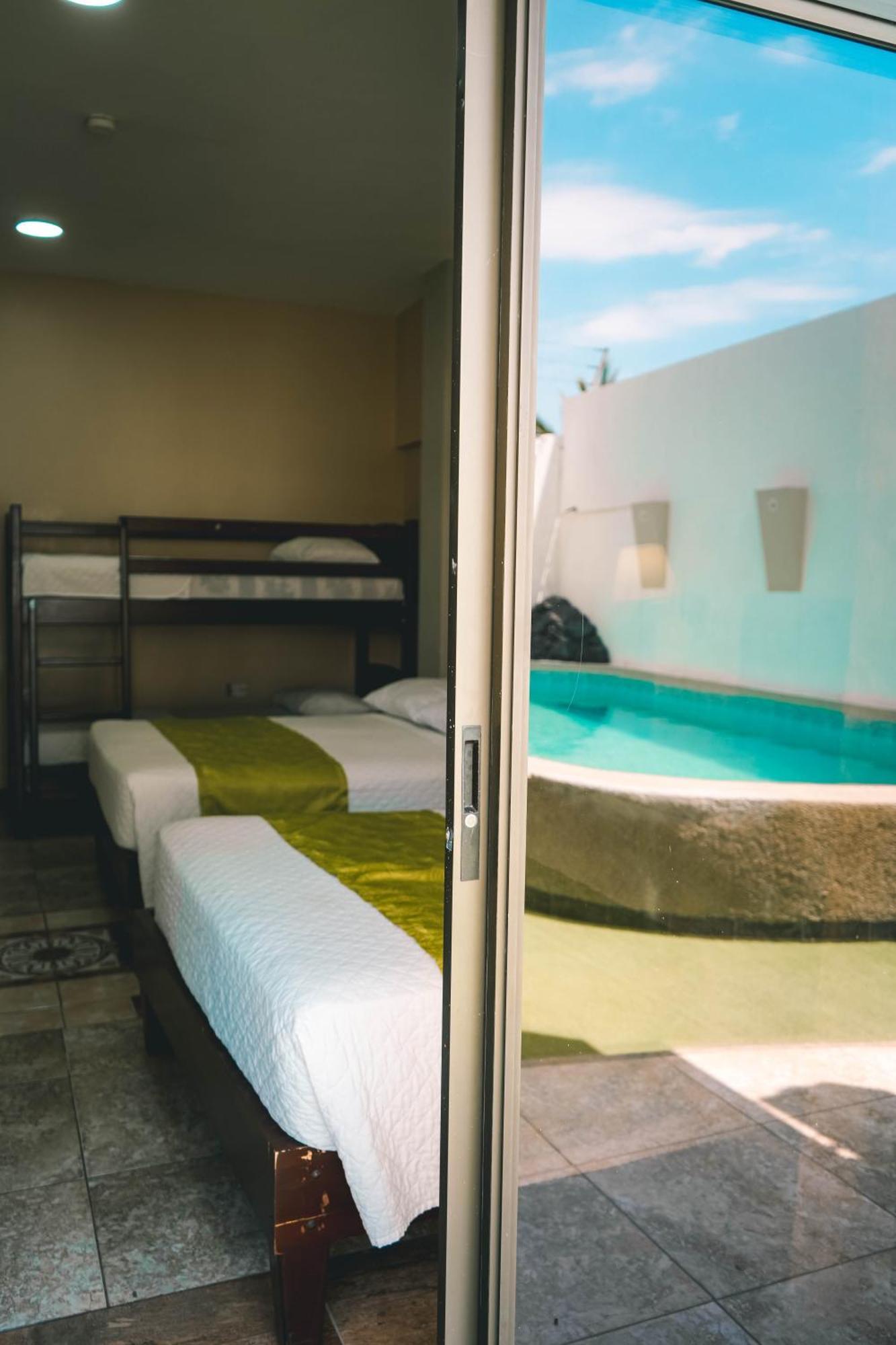 Hotel Manta Beach Madrigal מראה חיצוני תמונה